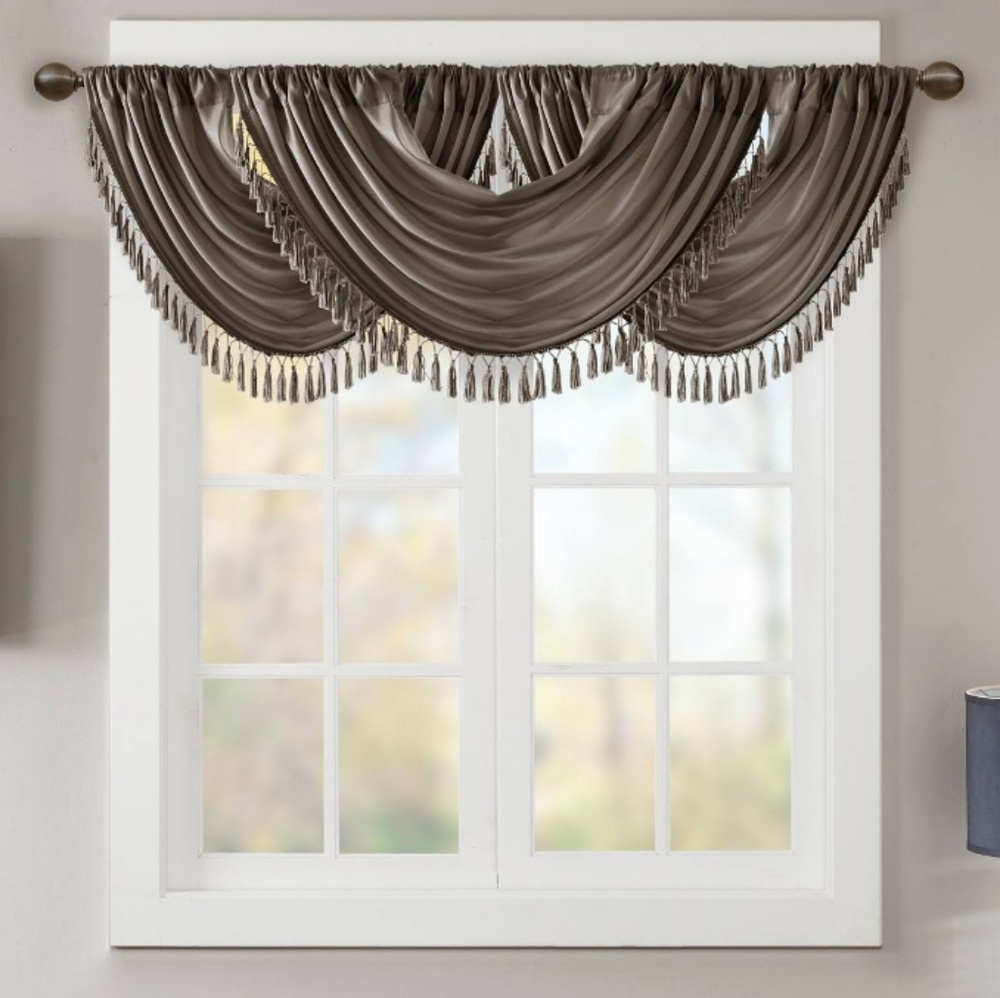 🆕Madison Park Elena Silk Waterfall Window Valance